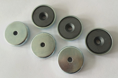 Ferrite Countersunk Pot Magnets