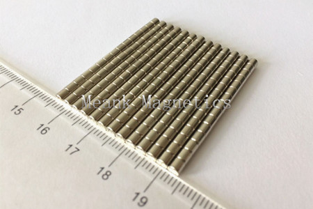 D3x3mm tiny cylinder magnets