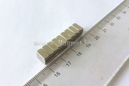 8x8x4mm square NdFeB magnets