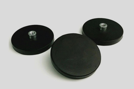 Rubber Coated Magnetic Base With Internal Screw Stem