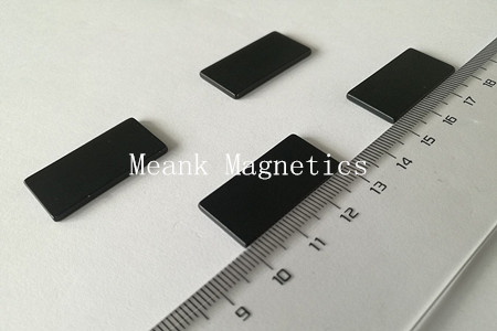 black-epoxy-coated-rectangular-neodymium-magnets-blocks