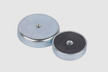 Flat Ferrite Pot Magnets with Internal(female)threaded Hole